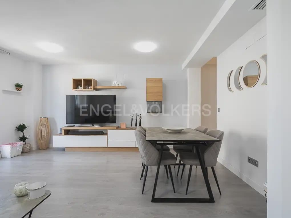 3 makuuhuone Huoneisto vuokrattavana paikassa Burjassot mukana 
autotalli - 1 500 € (Ref: 9944905)