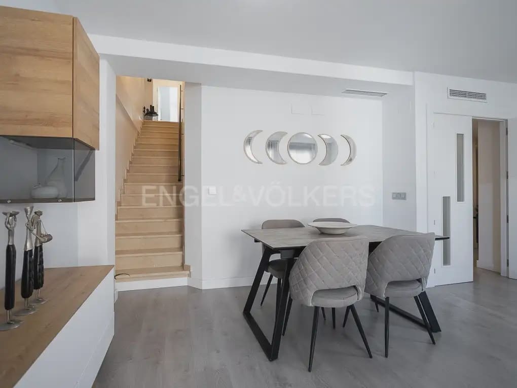 3 makuuhuone Huoneisto vuokrattavana paikassa Burjassot mukana 
autotalli - 1 500 € (Ref: 9944905)
