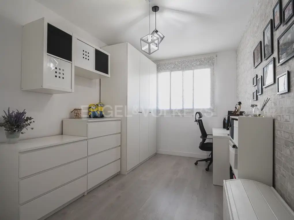 3 makuuhuone Huoneisto vuokrattavana paikassa Burjassot mukana 
autotalli - 1 500 € (Ref: 9944905)