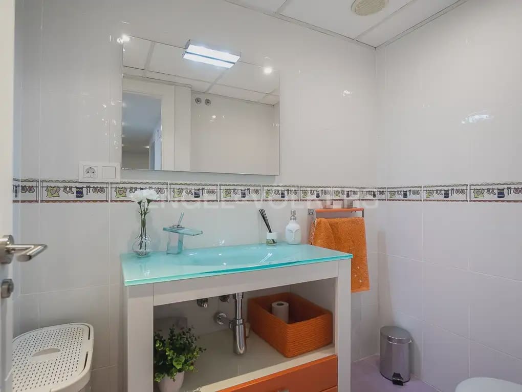 3 makuuhuone Huoneisto vuokrattavana paikassa Burjassot mukana 
autotalli - 1 500 € (Ref: 9944905)