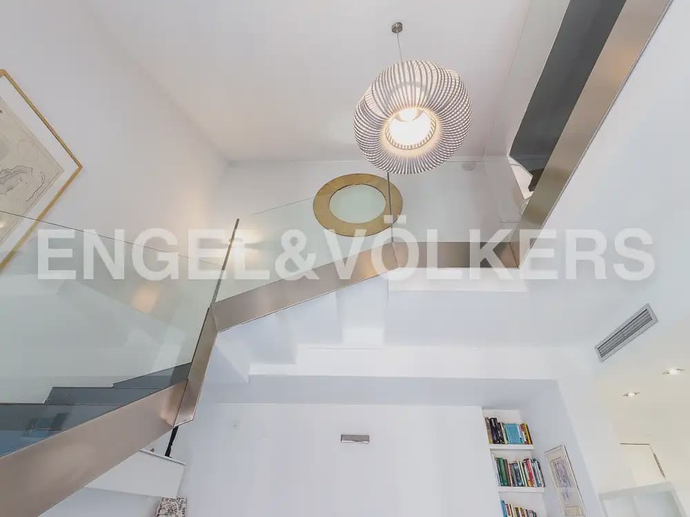1 soverom Leilighet til leie i Valencia by - € 1 700 (Ref: 9944950)