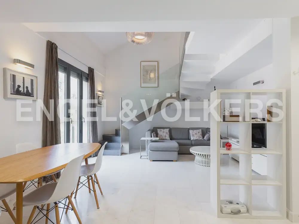 1 soverom Leilighet til leie i Valencia by - € 1 700 (Ref: 9944950)