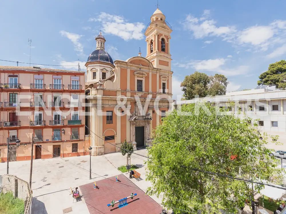 1 soverom Leilighet til leie i Valencia by - € 1 700 (Ref: 9944950)