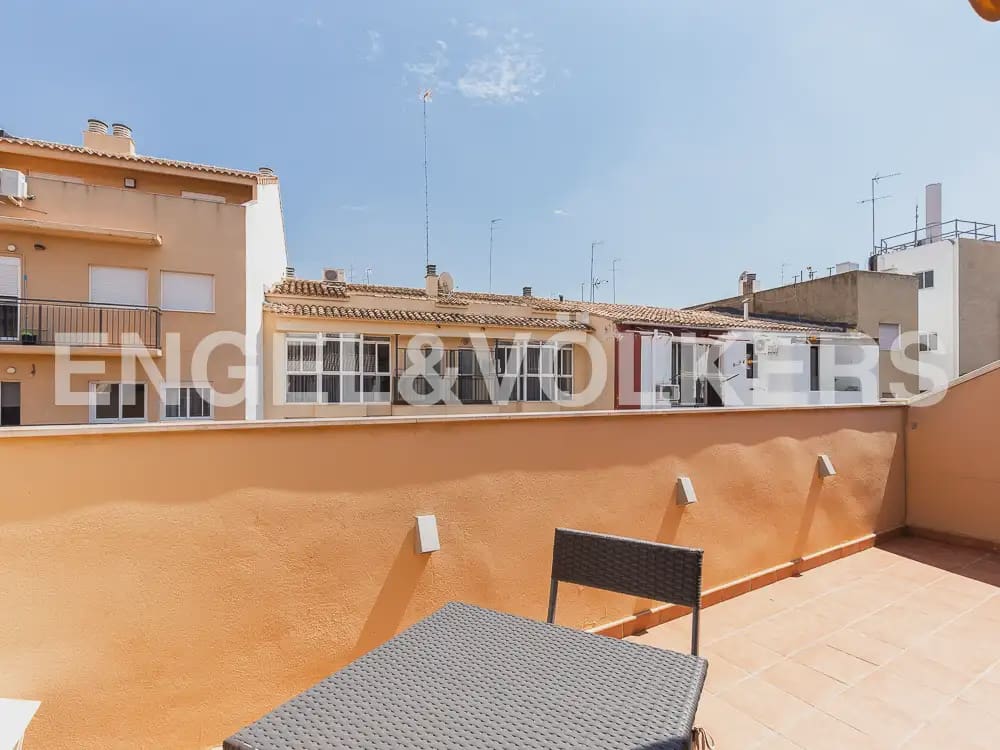 1 bedroom Flat for rent in Valencia city - € 1,600 (Ref: 9944950)