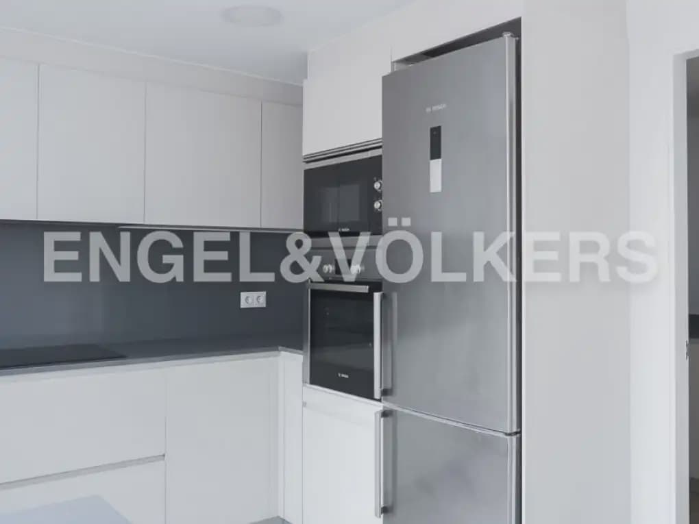 4 bedroom Flat for sale in Castello de la Plana with garage - € 297,000 (Ref: 9946125)