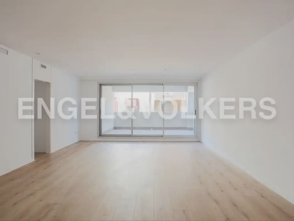4 bedroom Flat for sale in Castello de la Plana with garage - € 297,000 (Ref: 9946125)