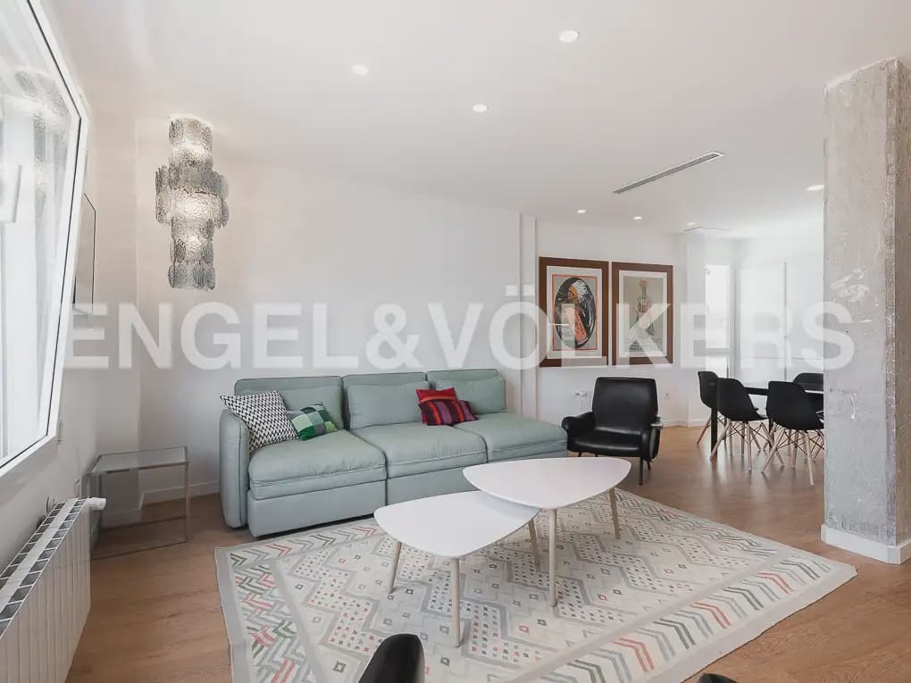 2 soveværelse Lejlighed til leje i Valencia by - € 2.300 (Ref: 9946126)