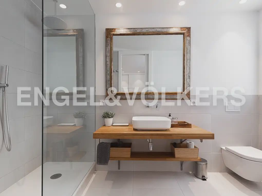 2 soveværelse Lejlighed til leje i Valencia by - € 2.300 (Ref: 9946126)