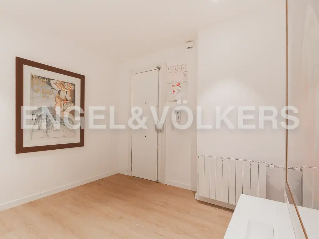 2 soveværelse Lejlighed til leje i Valencia by - € 2.300 (Ref: 9946126)