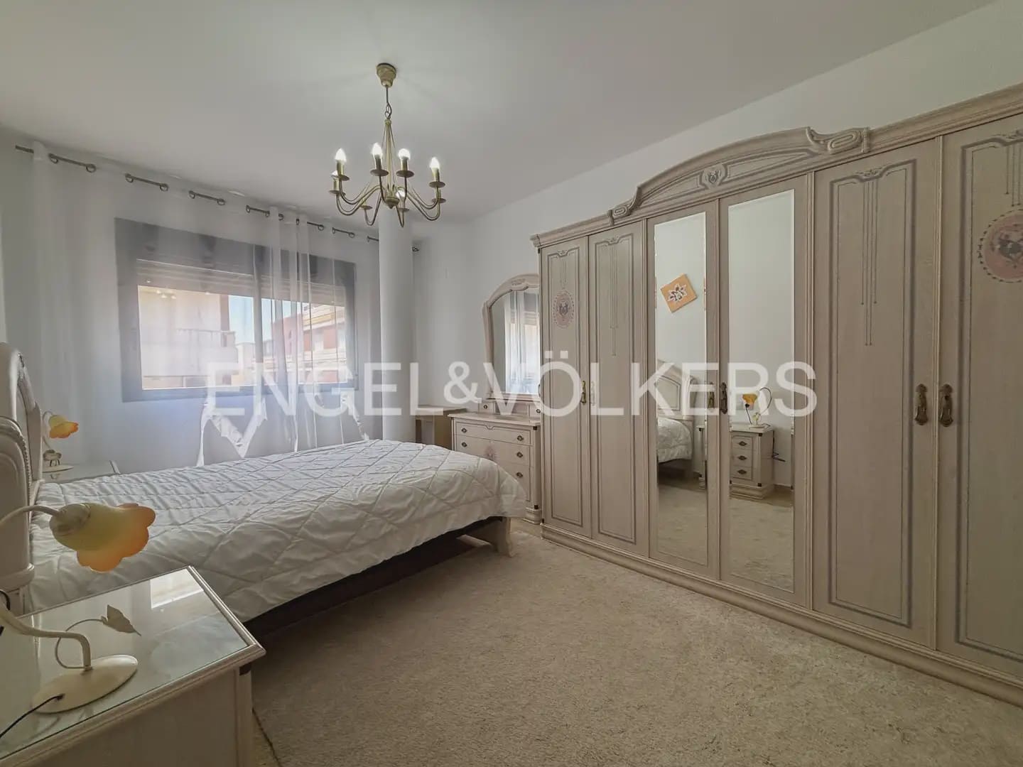 2 bedroom Flat for rent in Sagunto / Sagunt with garage - € 1,150 (Ref: 9946543)