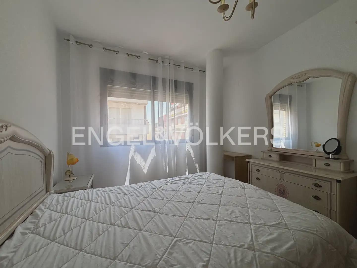 2 bedroom Flat for rent in Sagunto / Sagunt with garage - € 1,150 (Ref: 9946543)