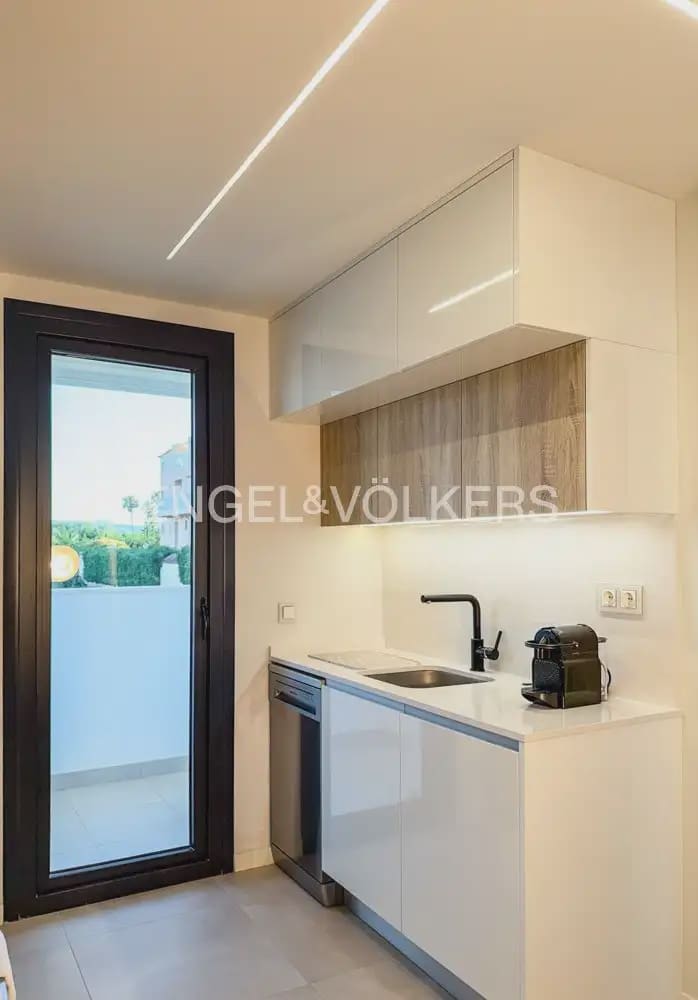 3 sypialnia Mieszkanie do wynajęcia w Denia z basenem garażem - 1 800 € (Ref: 9946545)