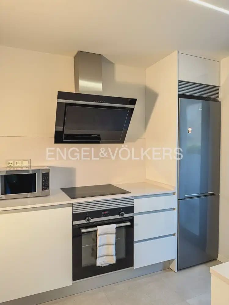 3 sypialnia Mieszkanie do wynajęcia w Denia z basenem garażem - 1 800 € (Ref: 9946545)