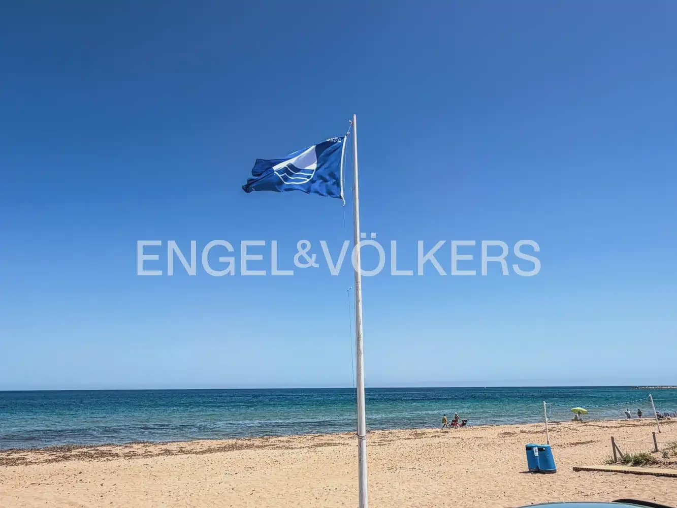 3 sypialnia Mieszkanie do wynajęcia w Denia z basenem garażem - 1 800 € (Ref: 9946545)