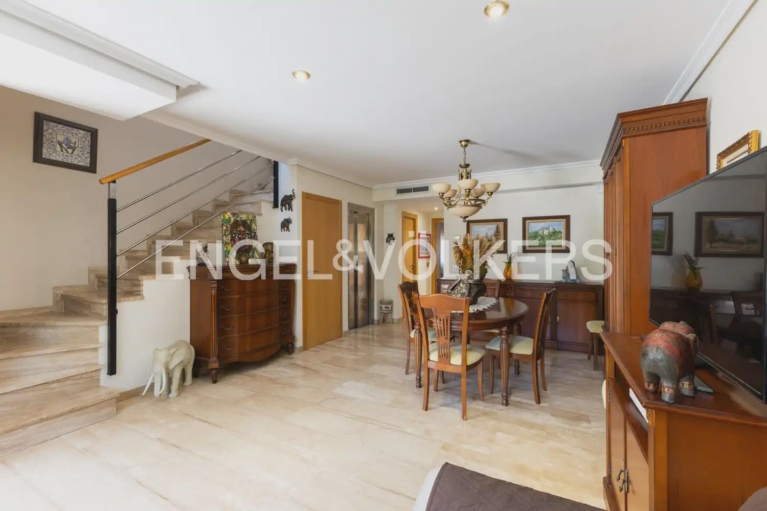 4 sovrum Radhus till salu i Castello de la Plana med pool garage - 450 000 € (Ref: 9946547)
