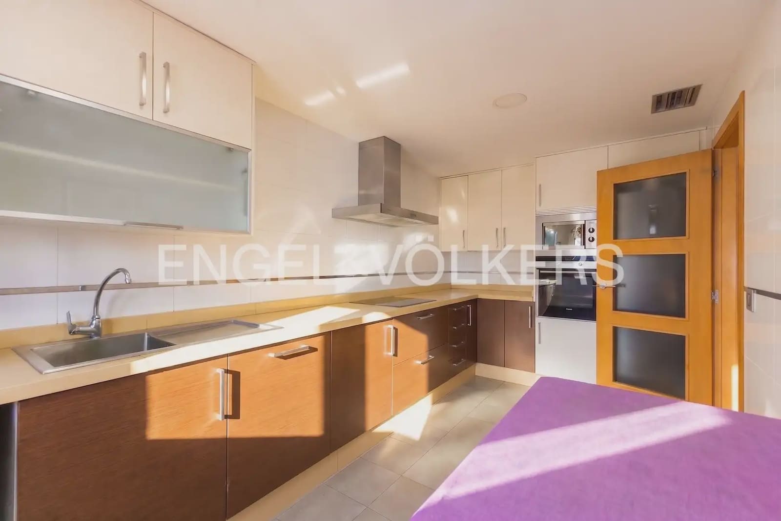 4 sovrum Radhus till salu i Castello de la Plana med pool garage - 450 000 € (Ref: 9946547)