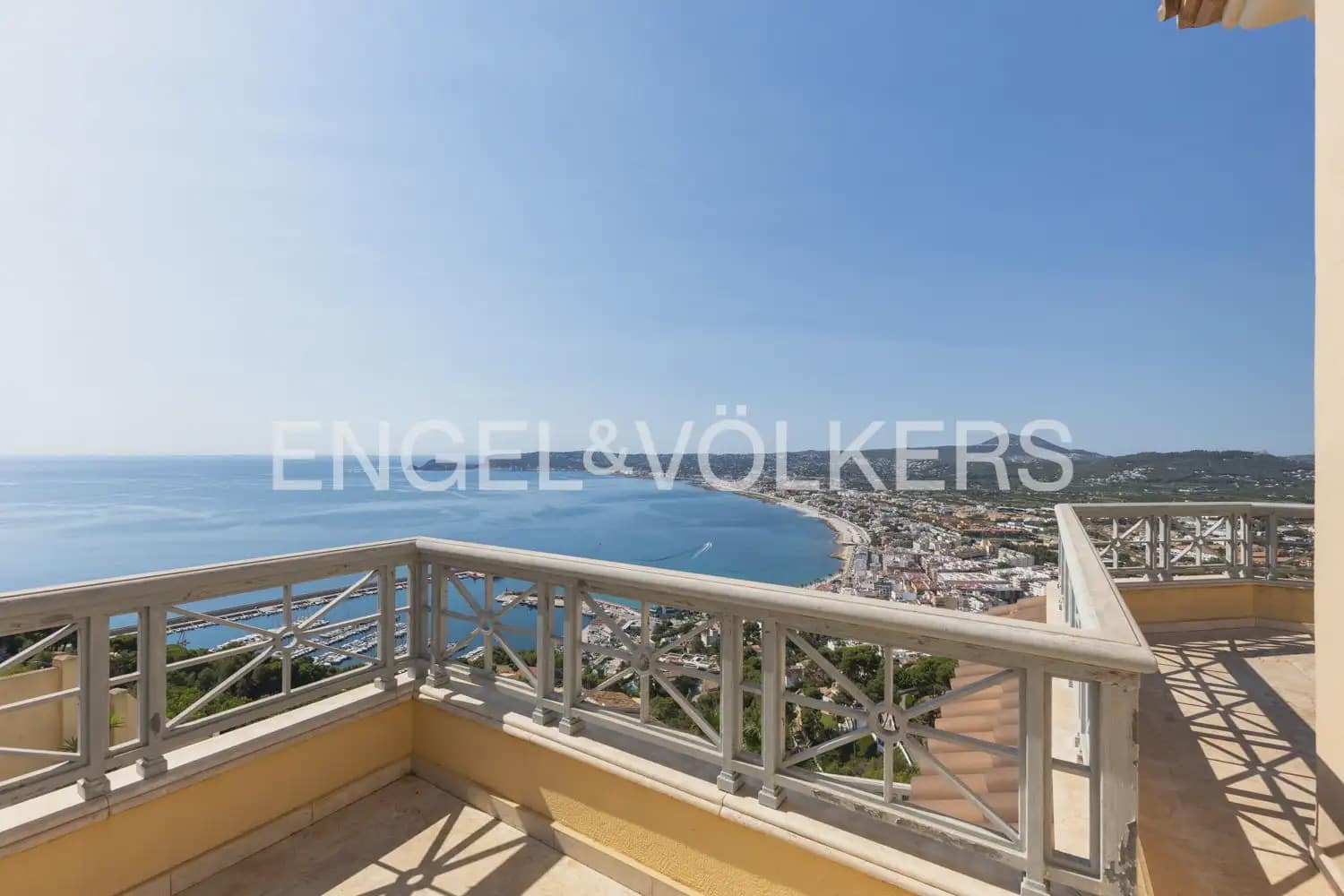 5 soverom Villa til salgs i Javea / Xabia med svømmebasseng garasje - € 3 950 000 (Ref: 9946548)