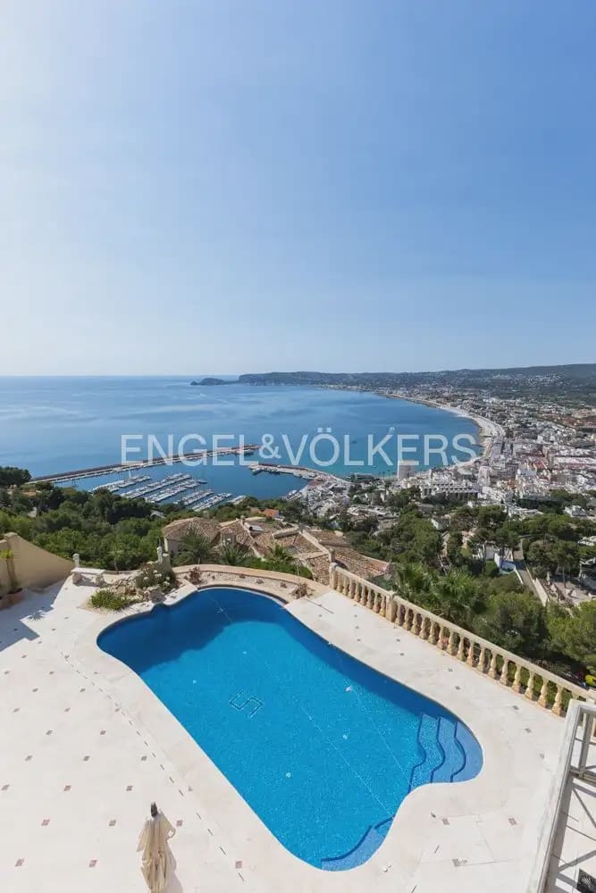 5 soverom Villa til salgs i Javea / Xabia med svømmebasseng garasje - € 3 950 000 (Ref: 9946548)