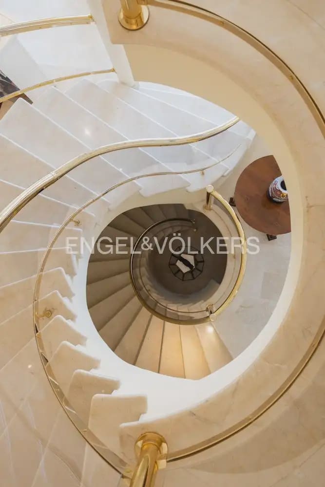 5 soverom Villa til salgs i Javea / Xabia med svømmebasseng garasje - € 3 950 000 (Ref: 9946548)