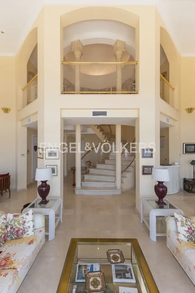 5 soverom Villa til salgs i Javea / Xabia med svømmebasseng garasje - € 3 950 000 (Ref: 9946548)