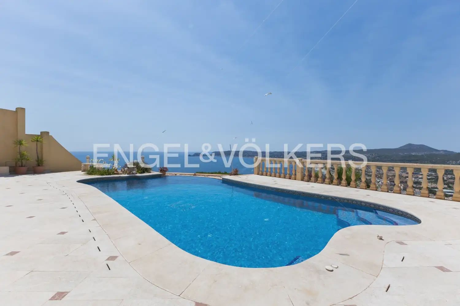 5 soverom Villa til salgs i Javea / Xabia med svømmebasseng garasje - € 3 950 000 (Ref: 9946548)
