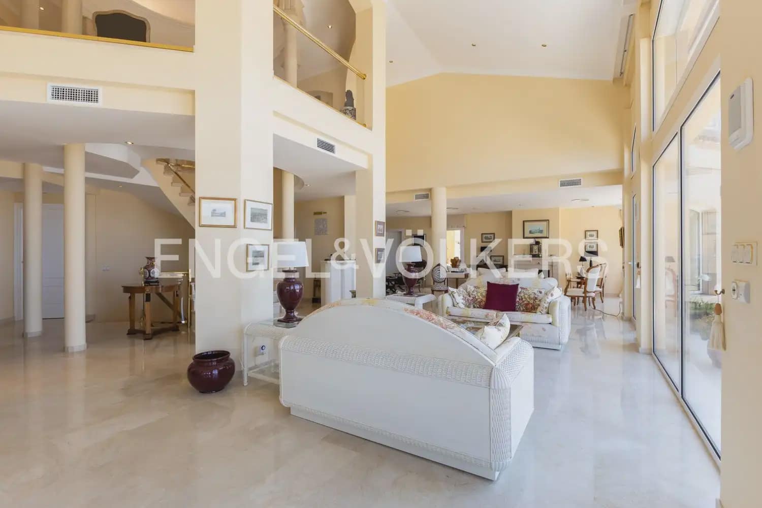 5 soverom Villa til salgs i Javea / Xabia med svømmebasseng garasje - € 3 950 000 (Ref: 9946548)