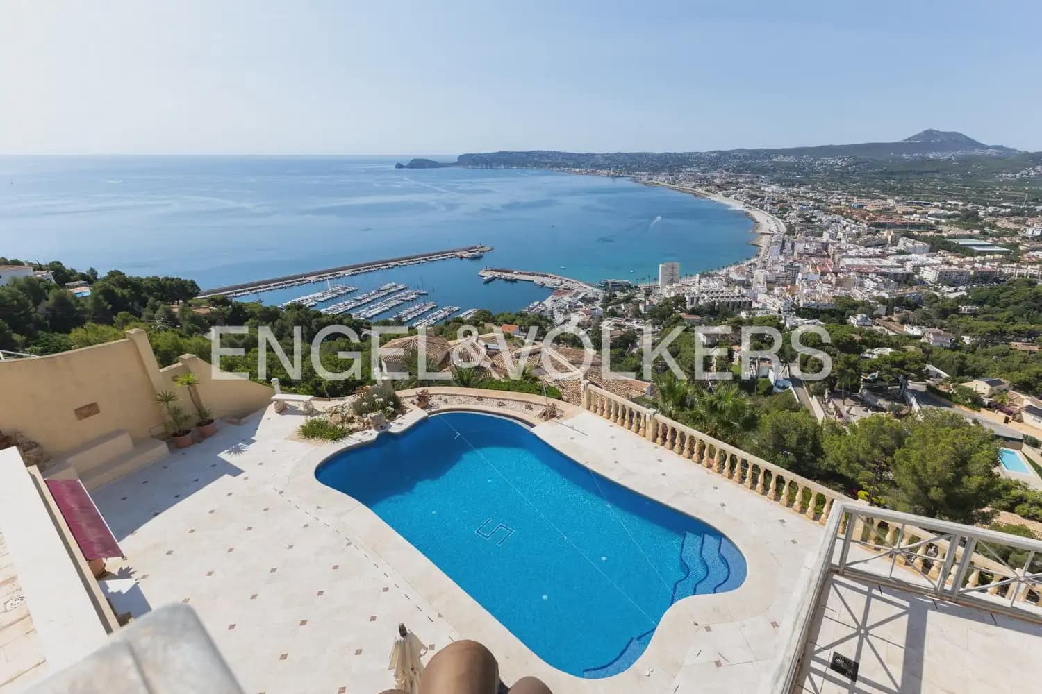 5 soverom Villa til salgs i Javea / Xabia med svømmebasseng garasje - € 3 950 000 (Ref: 9946548)