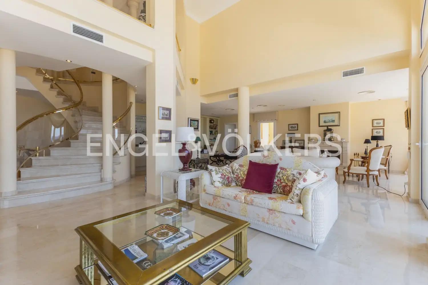 5 soverom Villa til salgs i Javea / Xabia med svømmebasseng garasje - € 3 950 000 (Ref: 9946548)