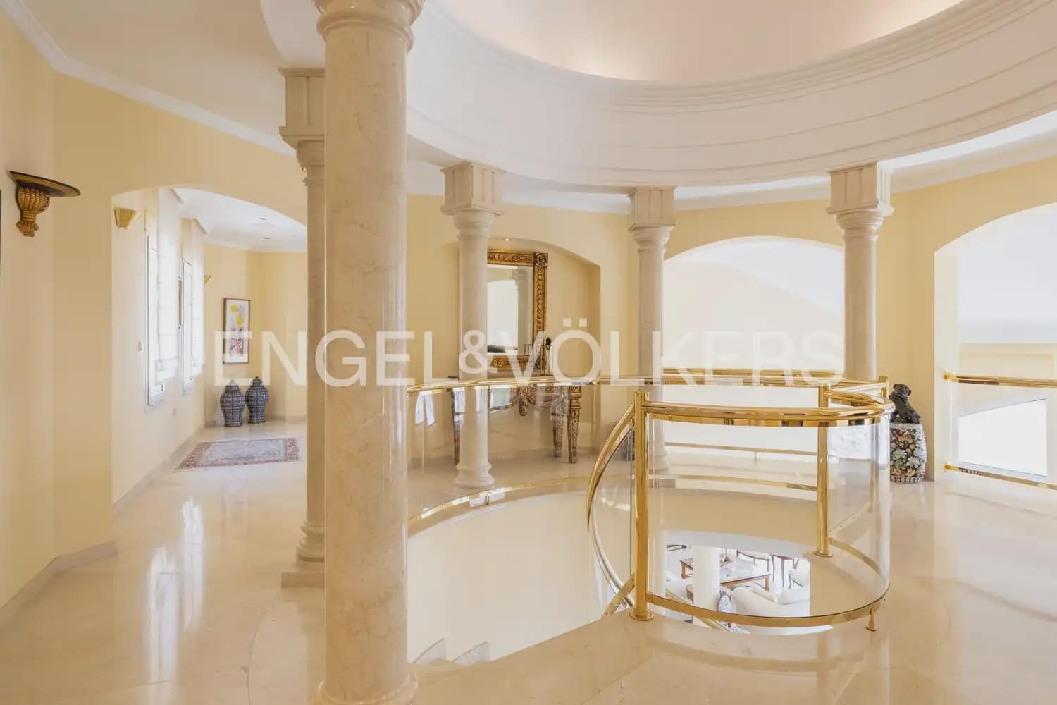 5 soverom Villa til salgs i Javea / Xabia med svømmebasseng garasje - € 3 950 000 (Ref: 9946548)