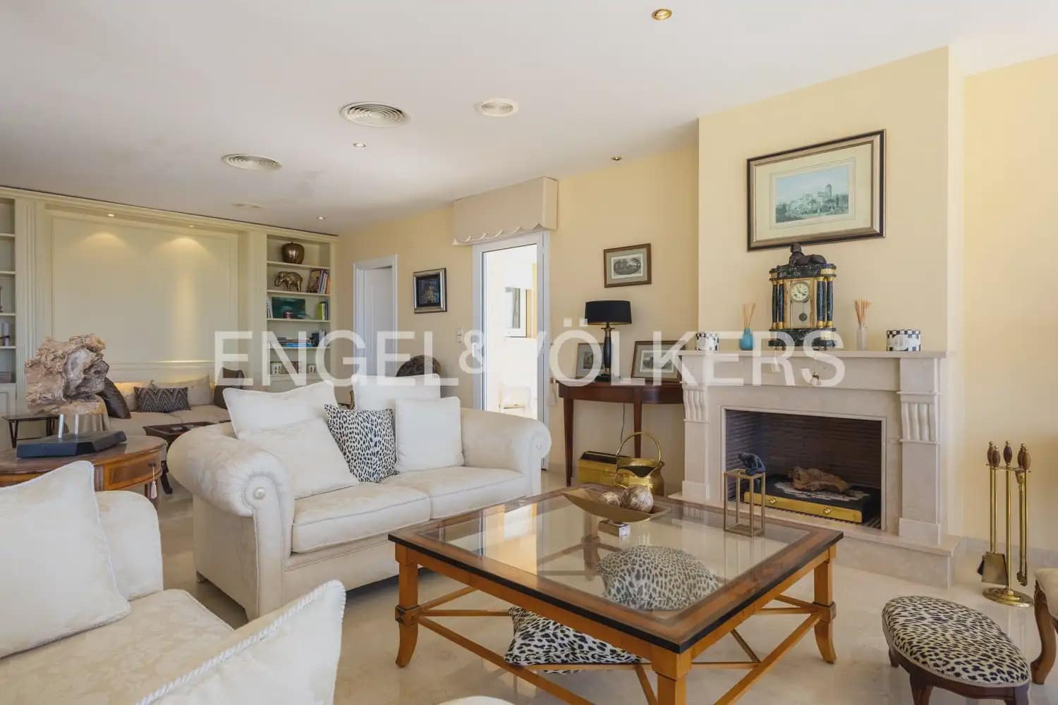 5 soverom Villa til salgs i Javea / Xabia med svømmebasseng garasje - € 3 950 000 (Ref: 9946548)