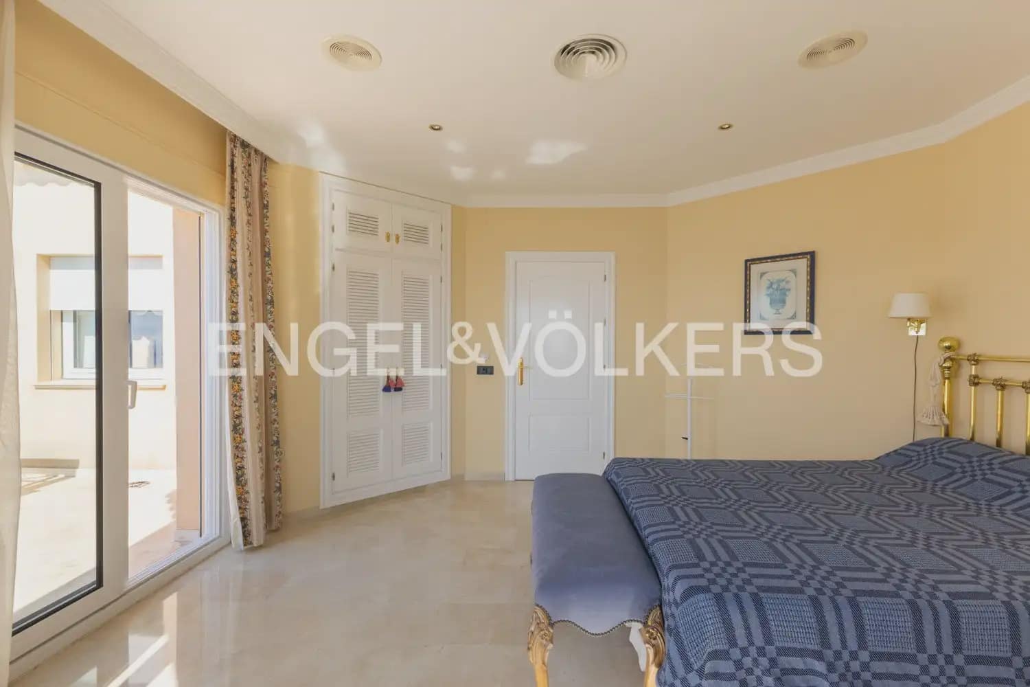 5 soverom Villa til salgs i Javea / Xabia med svømmebasseng garasje - € 3 950 000 (Ref: 9946548)