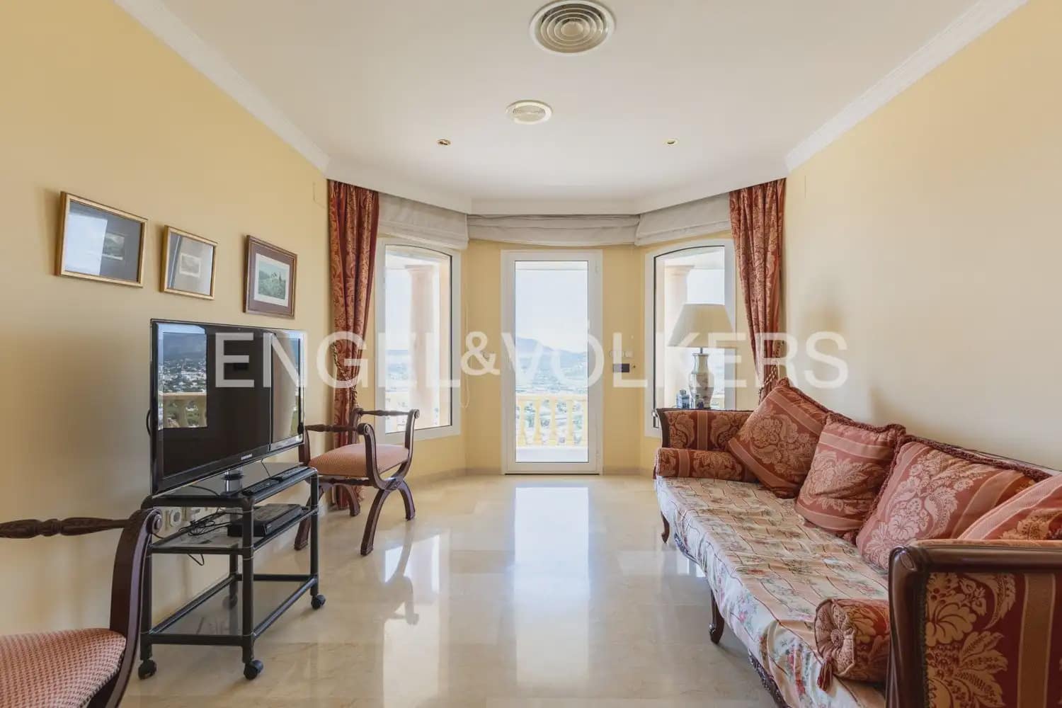 5 soverom Villa til salgs i Javea / Xabia med svømmebasseng garasje - € 3 950 000 (Ref: 9946548)