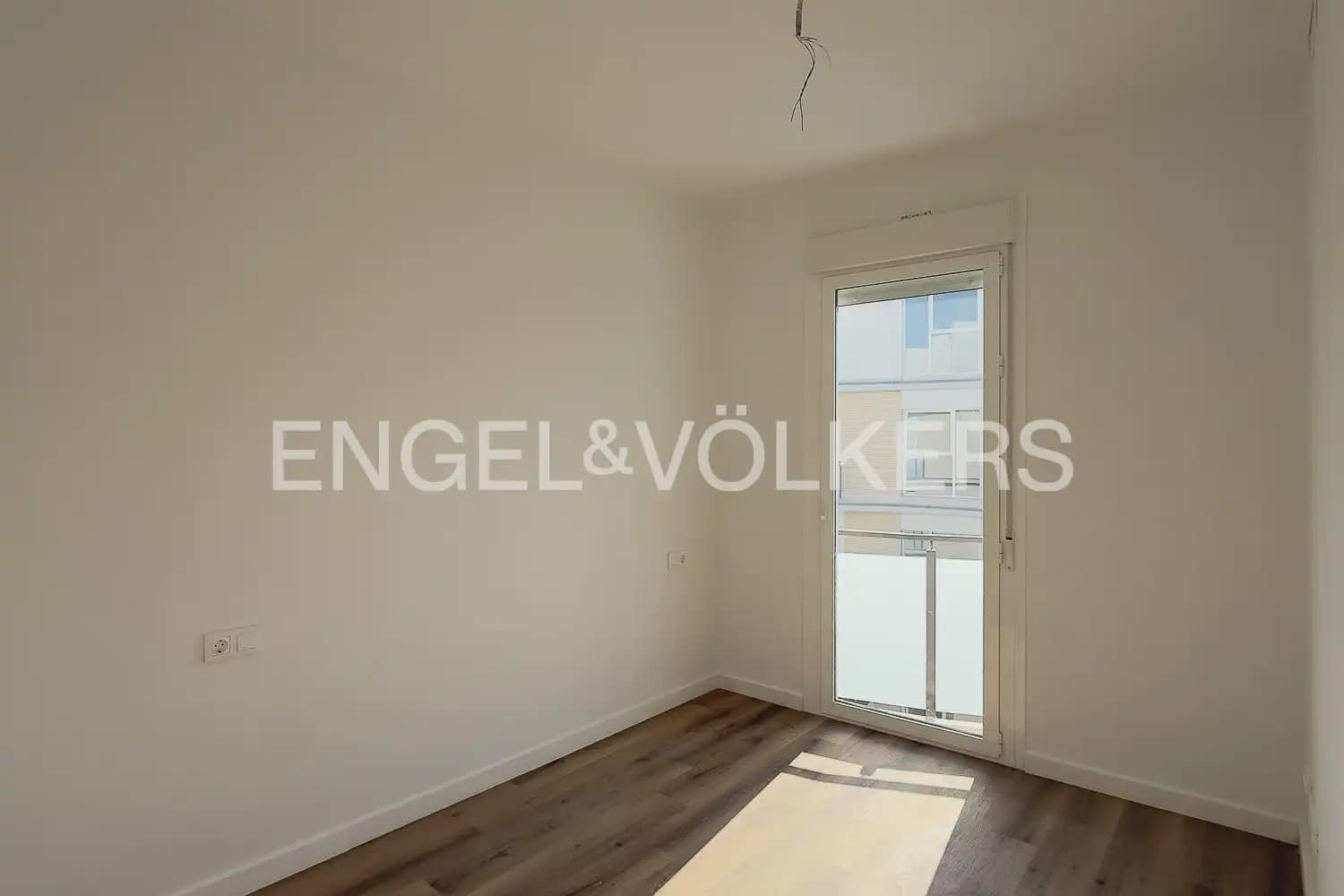 1 bedroom Flat for rent in Alginet with garage - € 1,000 (Ref: 9946770)