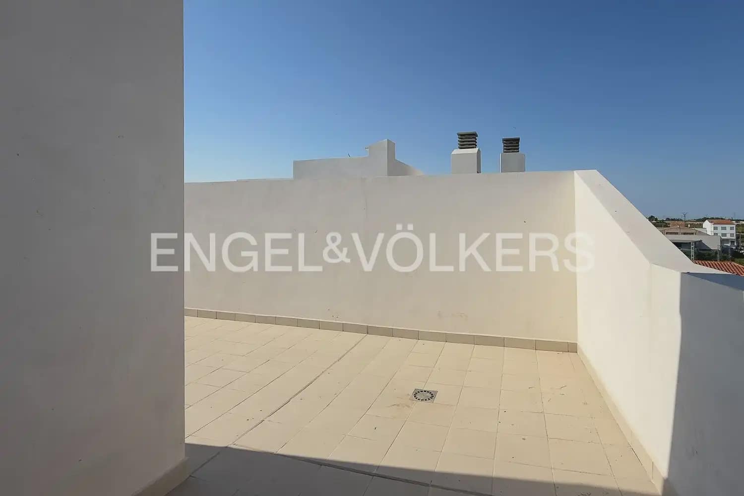 1 bedroom Flat for rent in Alginet with garage - € 1,000 (Ref: 9946770)