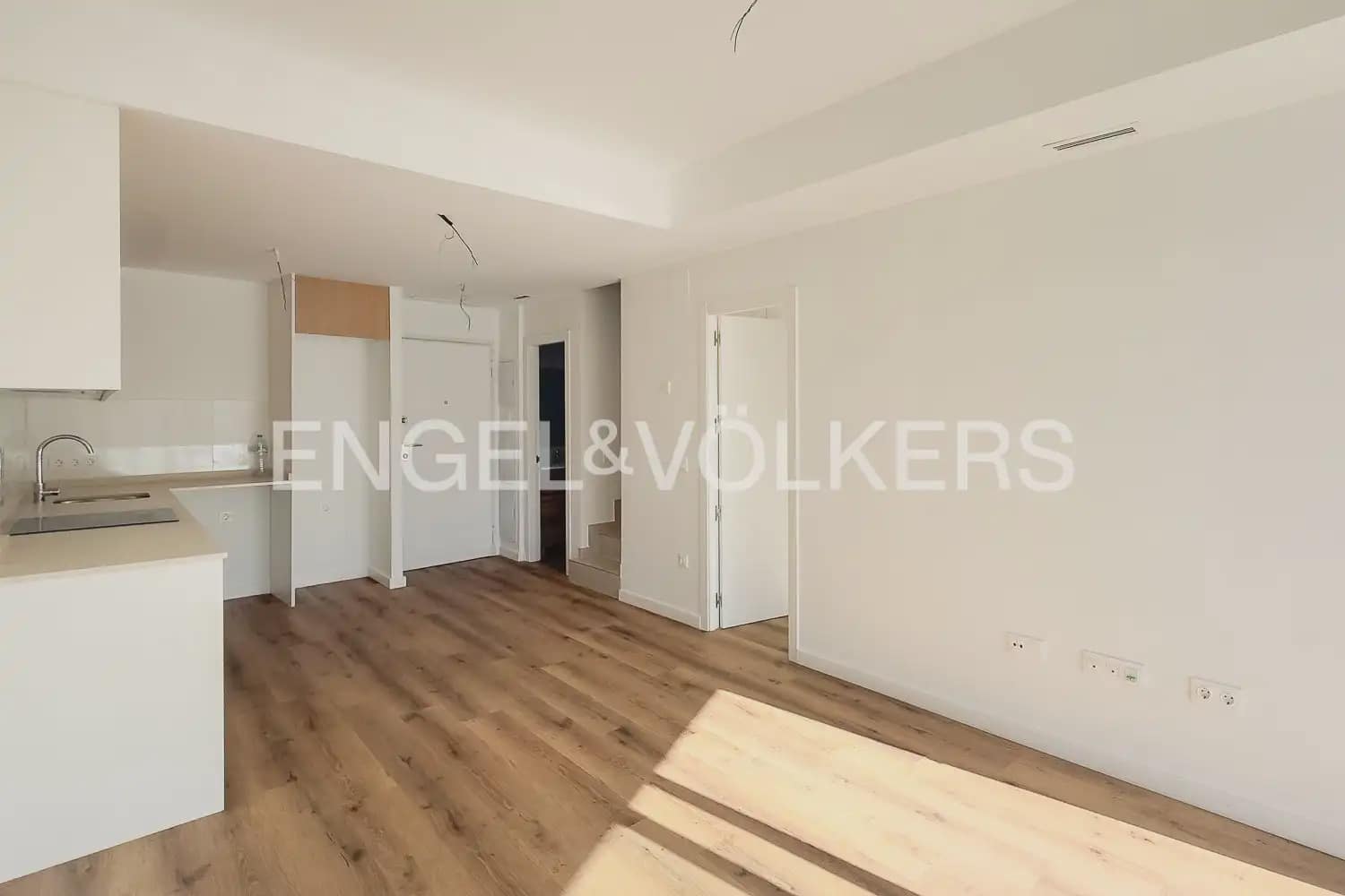 1 bedroom Flat for rent in Alginet with garage - € 1,000 (Ref: 9946770)