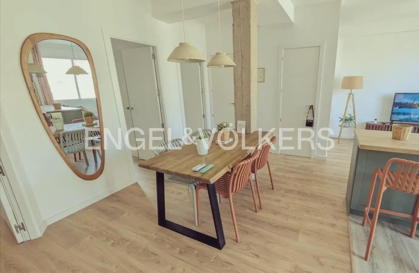 2 quarto Apartamento para arrendar em Valencia cidade - 1 390 € (Ref: 9946771)