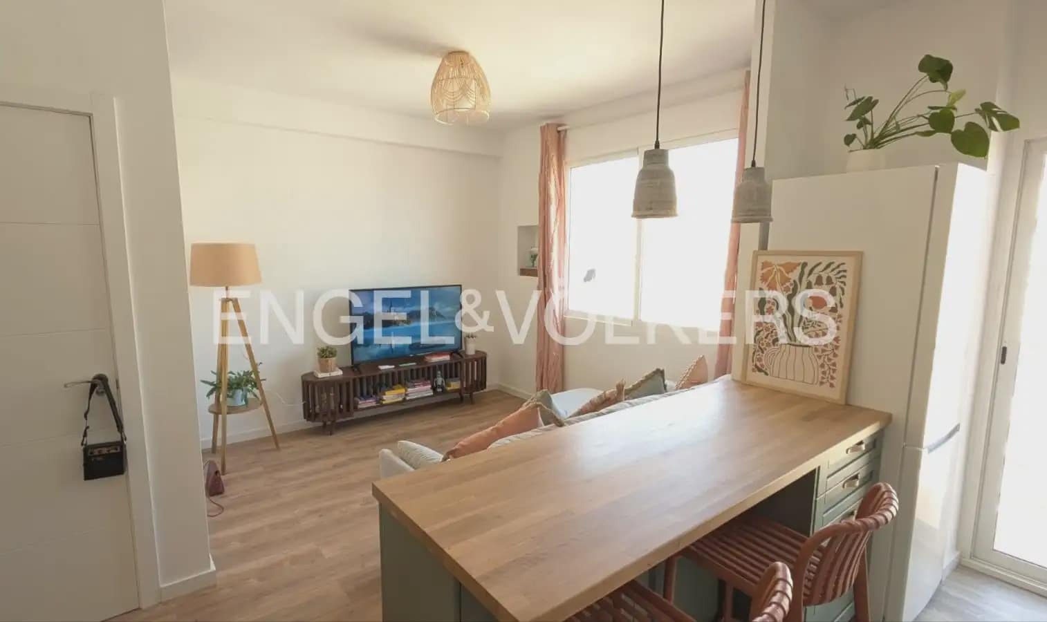 2 quarto Apartamento para arrendar em Valencia cidade - 1 390 € (Ref: 9946771)
