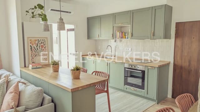 2 soverom Leilighet til leie i Cabanyal-Canyamelar, Valencia by - € 1 390 (Ref: 9946771)
