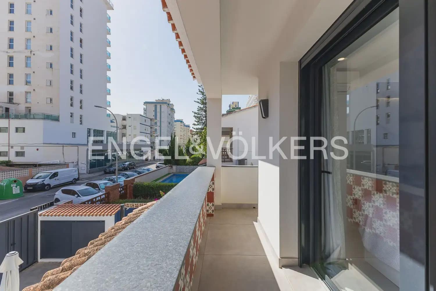 2 bedroom Villa for sale in Gandia with pool garage - € 470,000 (Ref: 9946772)