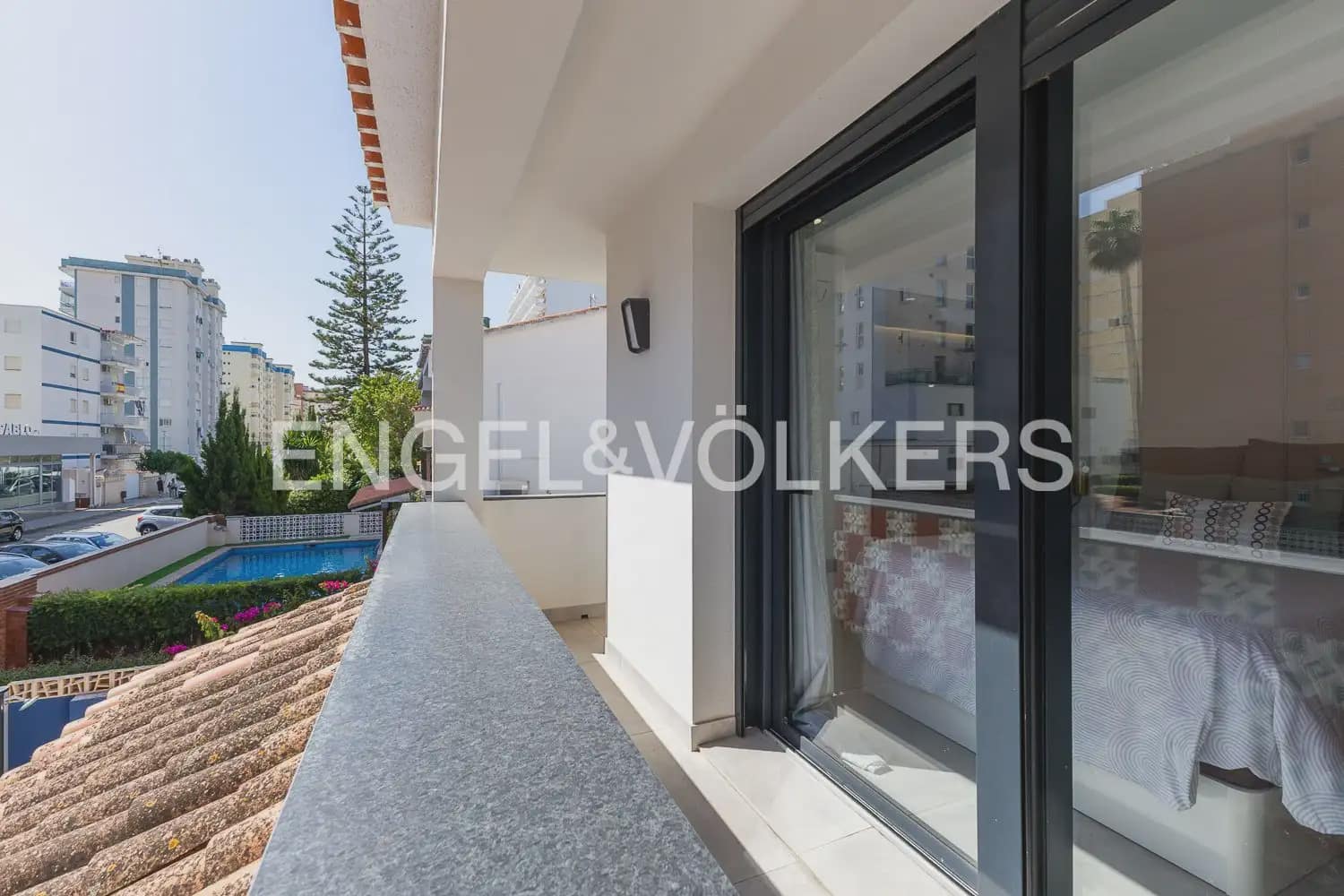 2 bedroom Villa for sale in Gandia with pool garage - € 470,000 (Ref: 9946772)