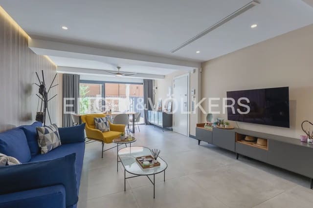 Casa de 2 habitaciones en Gandia en venta con piscina garaje - 470.000 € (Ref: 9946772)