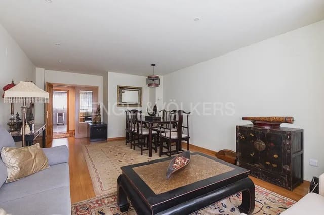 4 soveværelse Lejlighed til leje i Arrancapins, Valencia by - € 1.550 (Ref: 9948433)