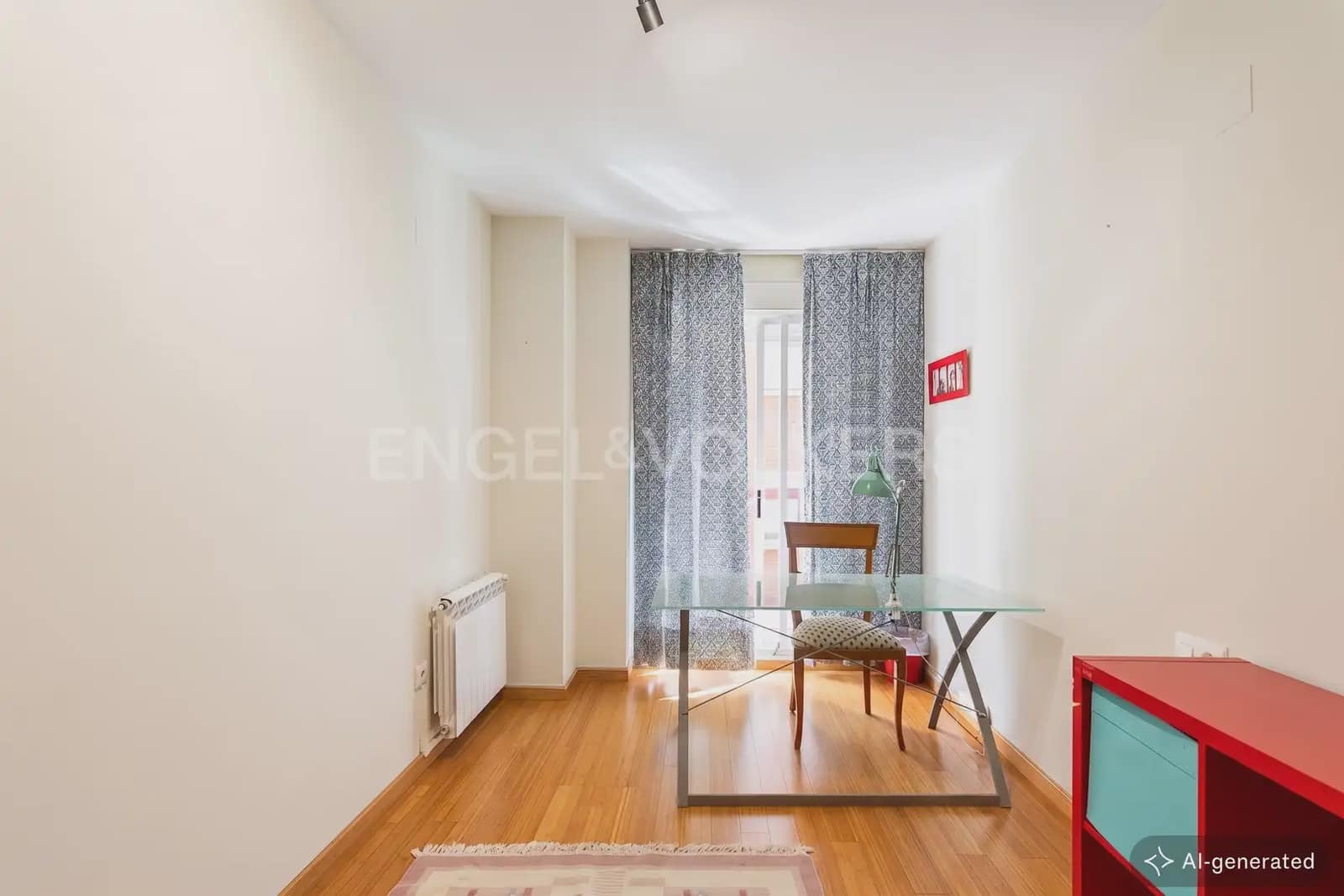 4 soveværelse Lejlighed til leje i Valencia by - € 1.550 (Ref: 9948433)