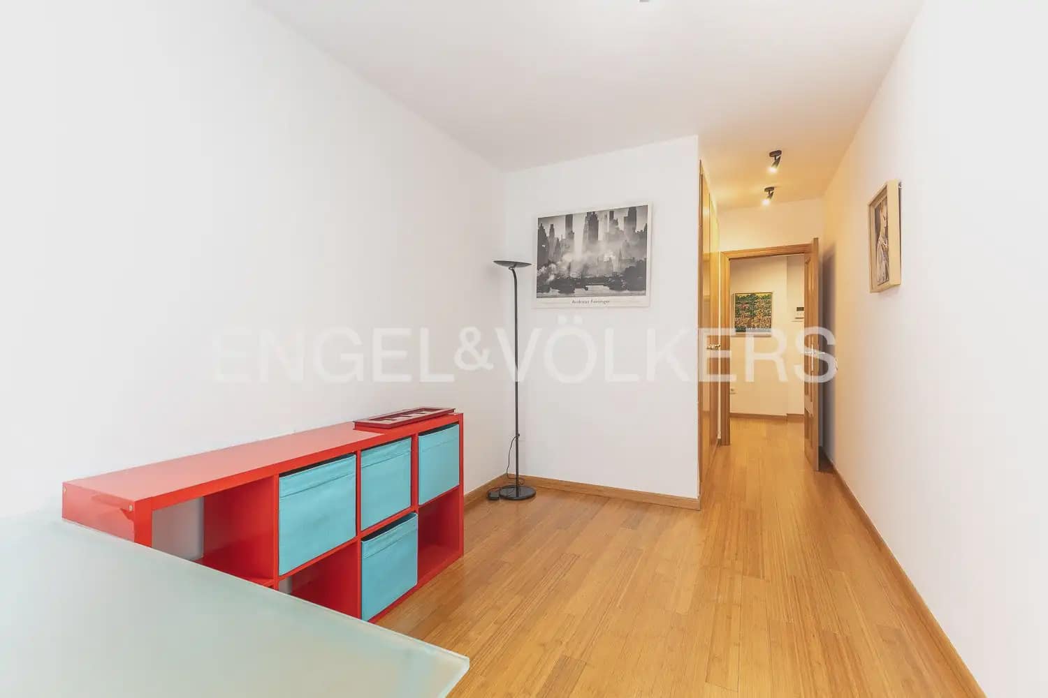 4 soveværelse Lejlighed til leje i Valencia by - € 1.550 (Ref: 9948433)