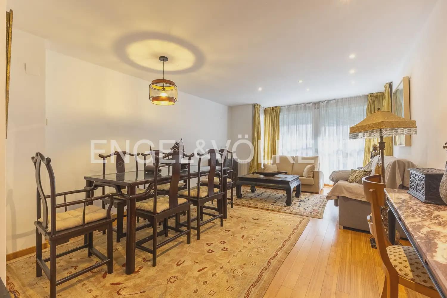 4 soveværelse Lejlighed til leje i Valencia by - € 1.550 (Ref: 9948433)