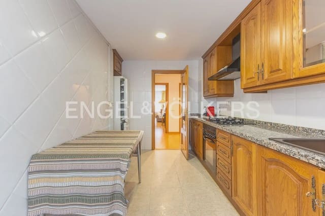 4 makuuhuone Asunto vuokrattavana paikassa Arrancapins, Valencia kaupunki - 1 550 € (Ref: 9948433)