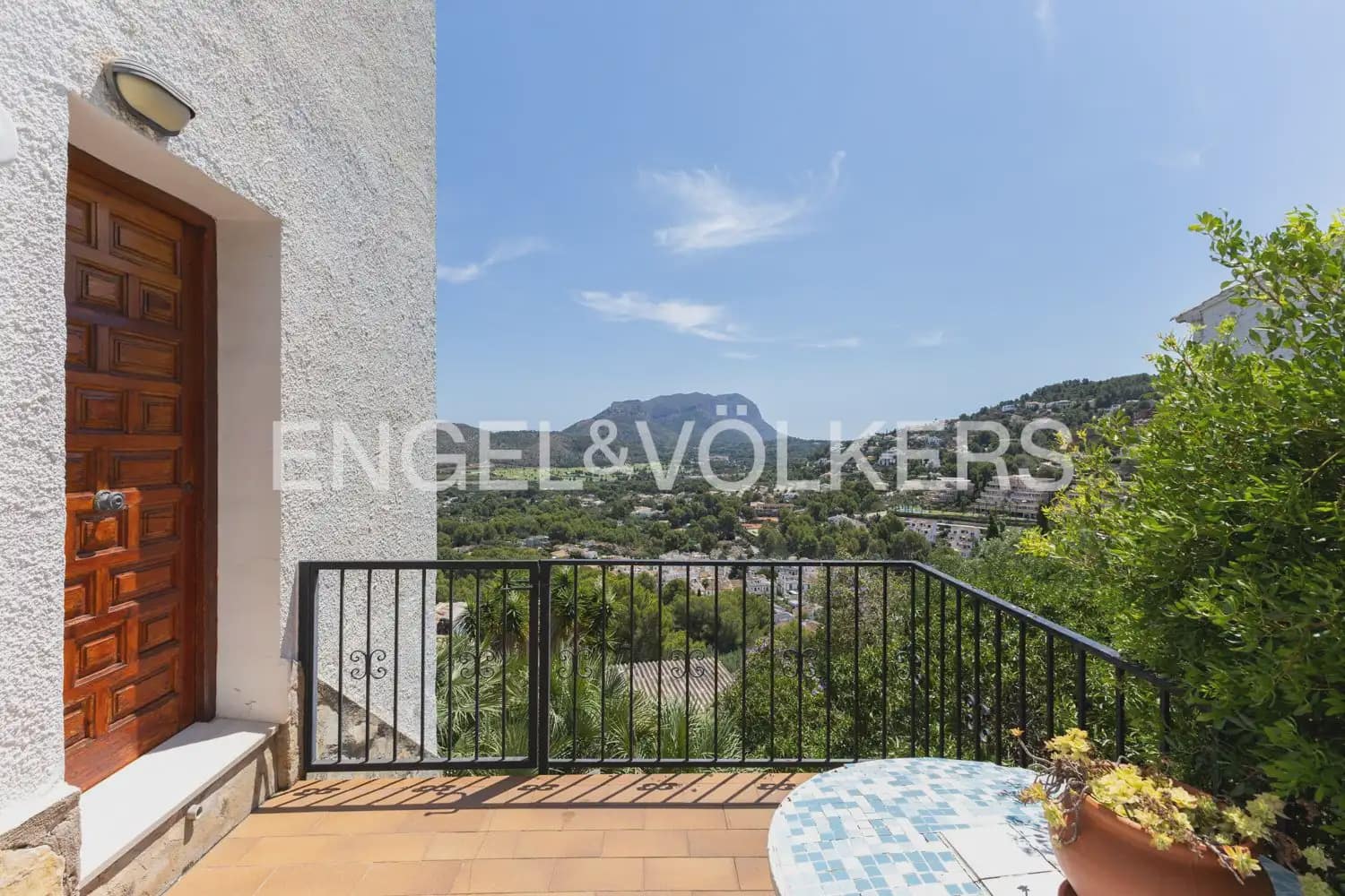 4 Zimmer Villa zu verkaufen in Pedreguer mit Pool - 495.000 € (Ref: 9948434)