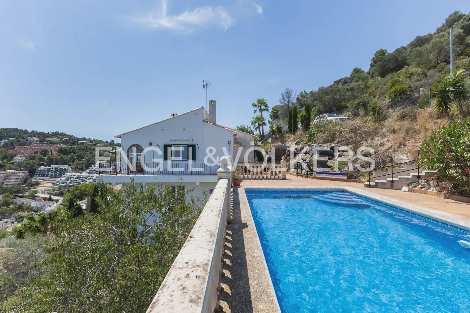 4 bedroom Villa for sale in Pedreguer with pool - € 495,000 (Ref: 9948434)