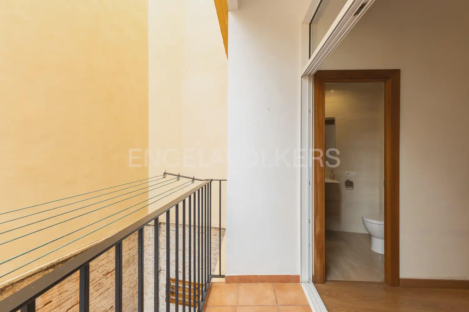 3 quarto Apartamento para arrendar em Valencia cidade - 2 200 € (Ref: 9948619)
