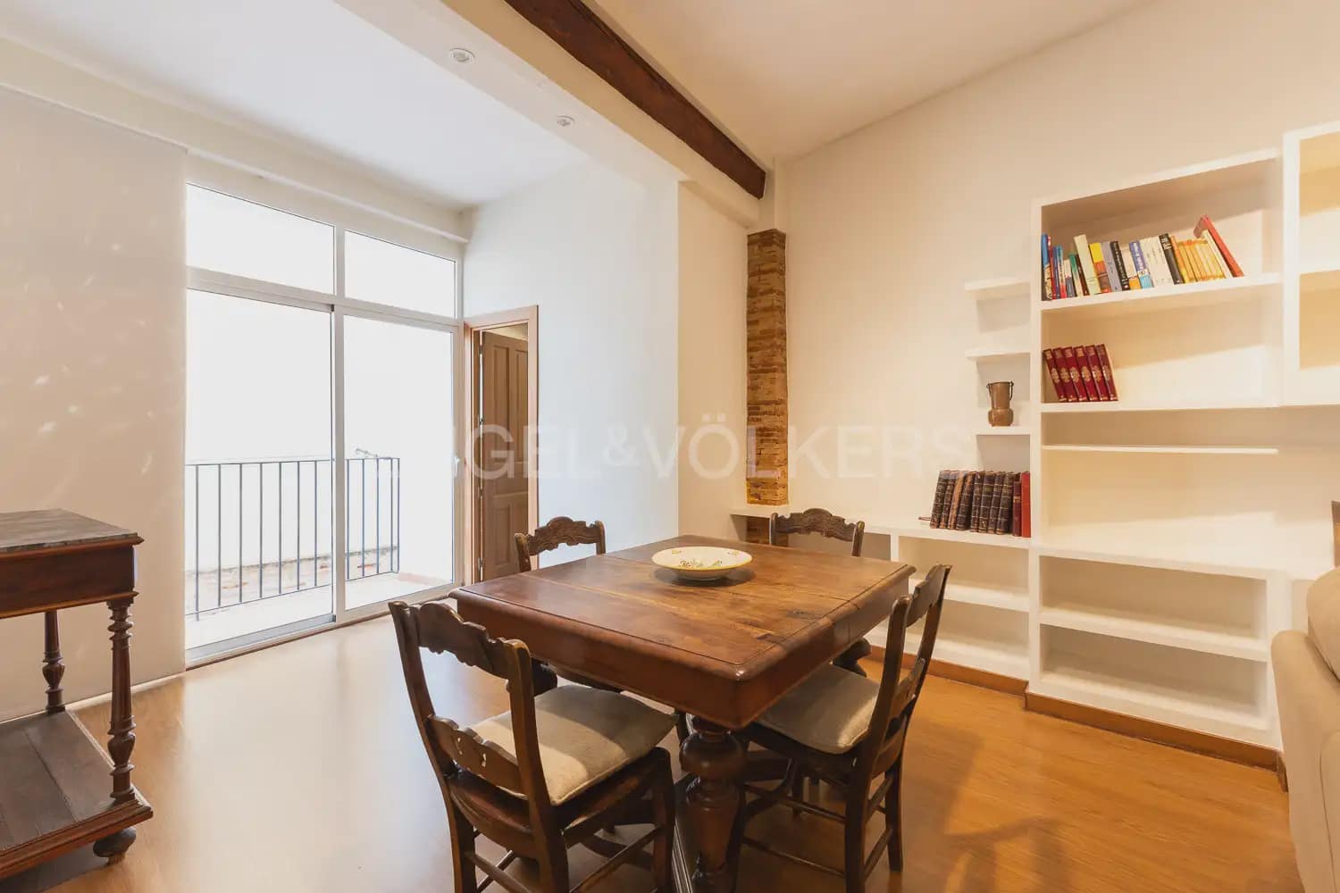 3 quarto Apartamento para arrendar em Valencia cidade - 2 200 € (Ref: 9948619)
